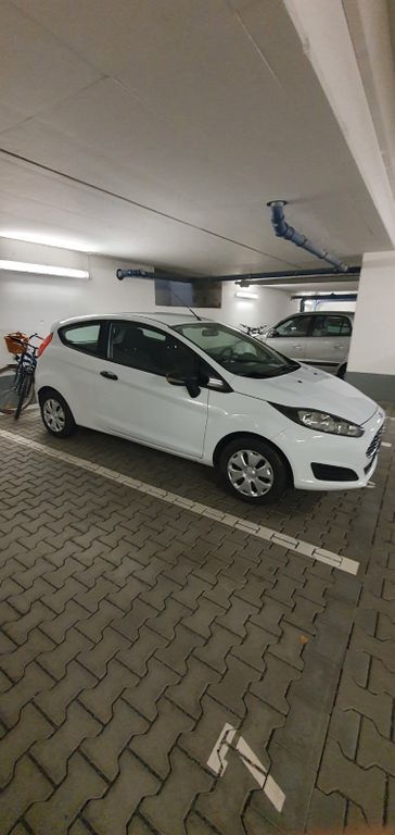 Ford Fiesta 43.000 km 10.250 € Frankfurt 60486