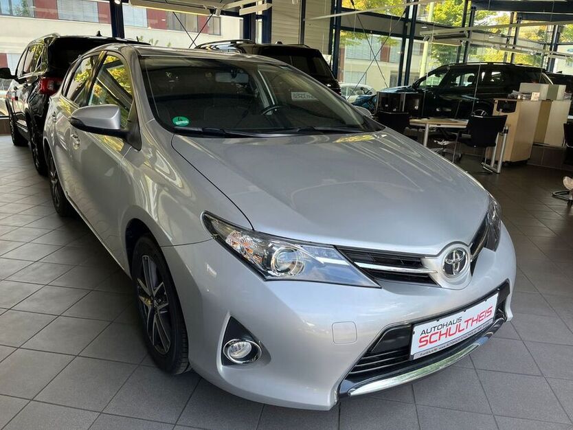 Auris