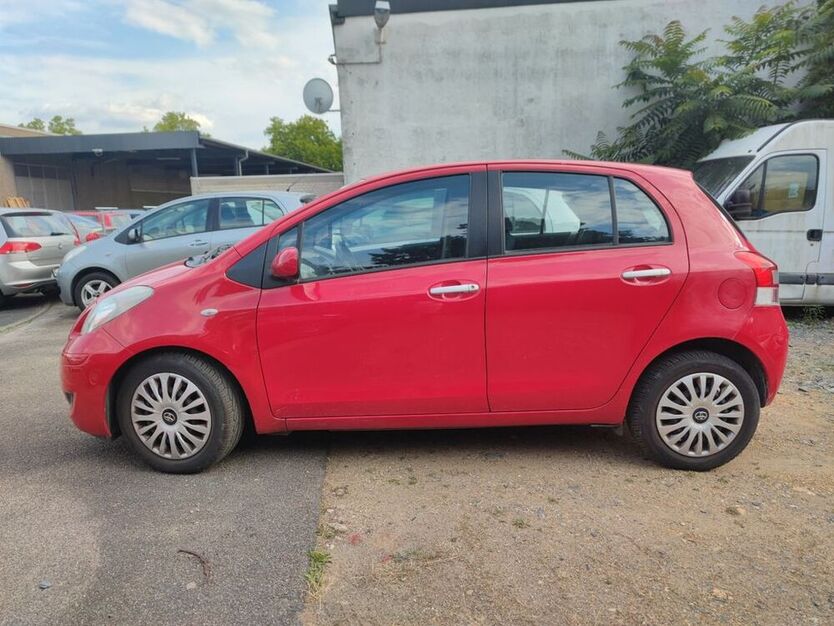 Yaris