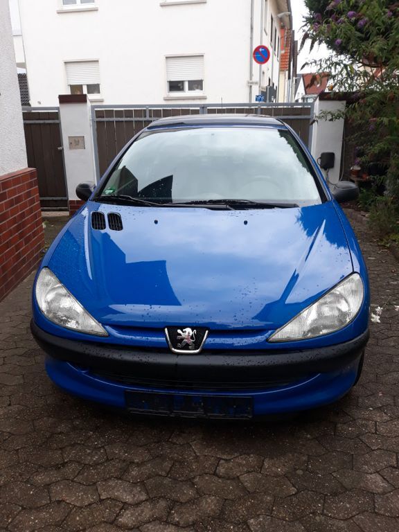 Peugeot 206 96.000 km 2.250 € Mainhausen 63533