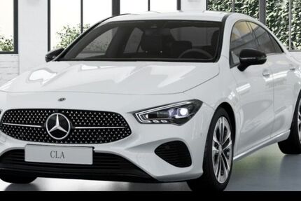 Mercedes-Benz CLA 200 9.900 km 37.750 € Frankfurt 60488