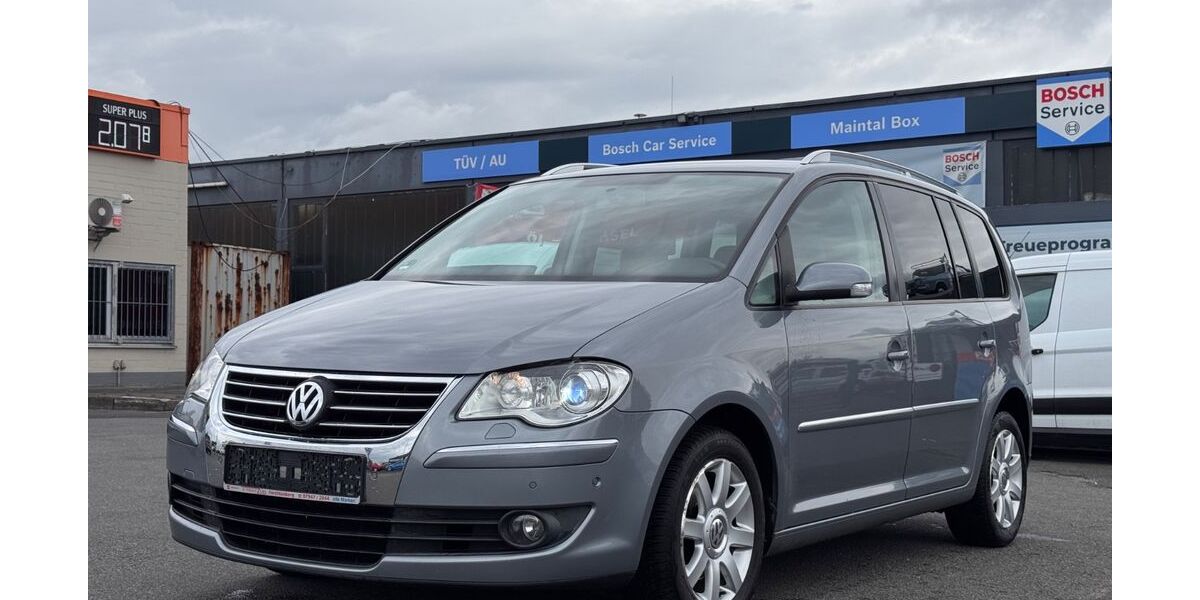 VW Touran 223.927 km 2.690 &euro; Maintal 63477