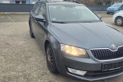 Skoda Octavia 233.554 km 6.100 &euro; Offenbach 63069