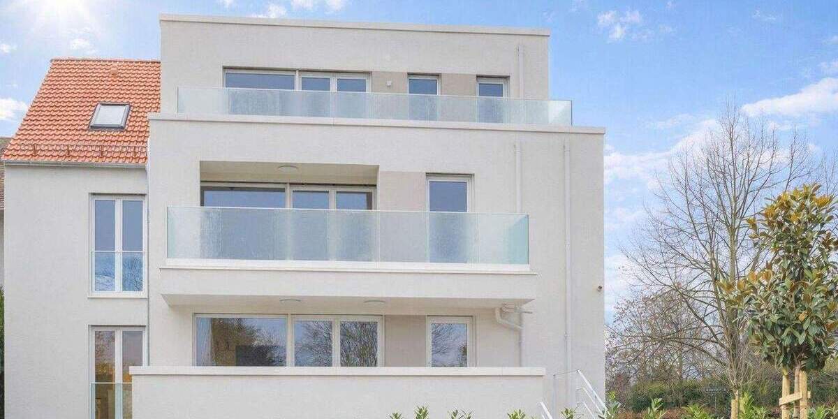 Etagenwohnung Frankfurt am Main Hausen - 4 Zimmer, 145 m&sup2;, 3.625&euro; | Angebot:25736904