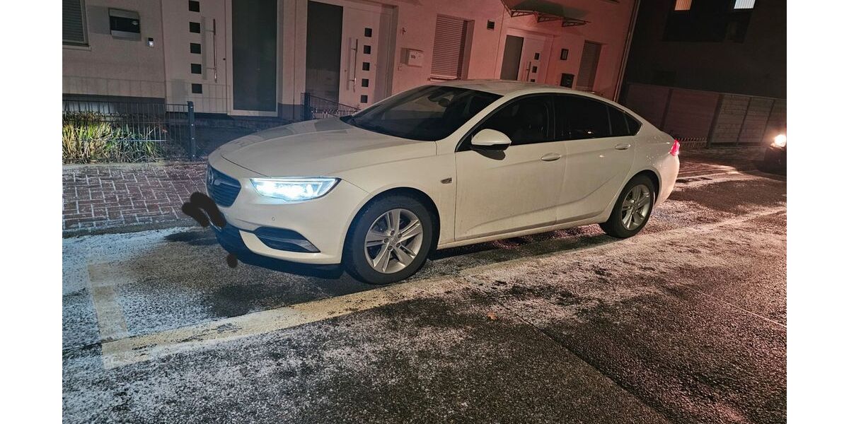 Opel Insignia 94.000 km 13.499 &euro; Frankfurt am Main 60488