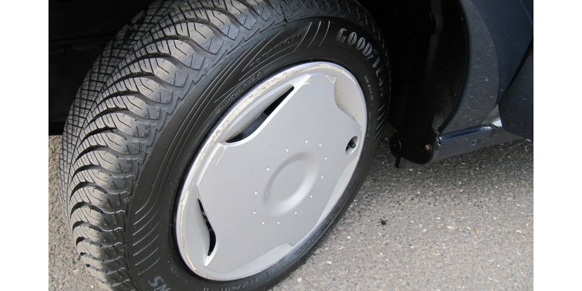 Renault Clio 1.2 RN++ Garagenfund ++ 35 Jahe jung ++ 89.300 km 1.890 &euro; Schwalbach/Taunus 65824