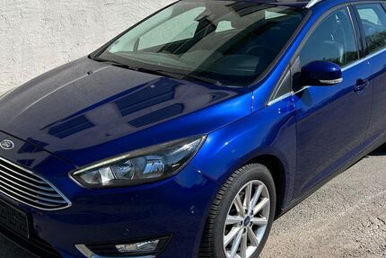 Ford Focus 118.000 km 7.799 &euro; Friedrichsdorf 61381