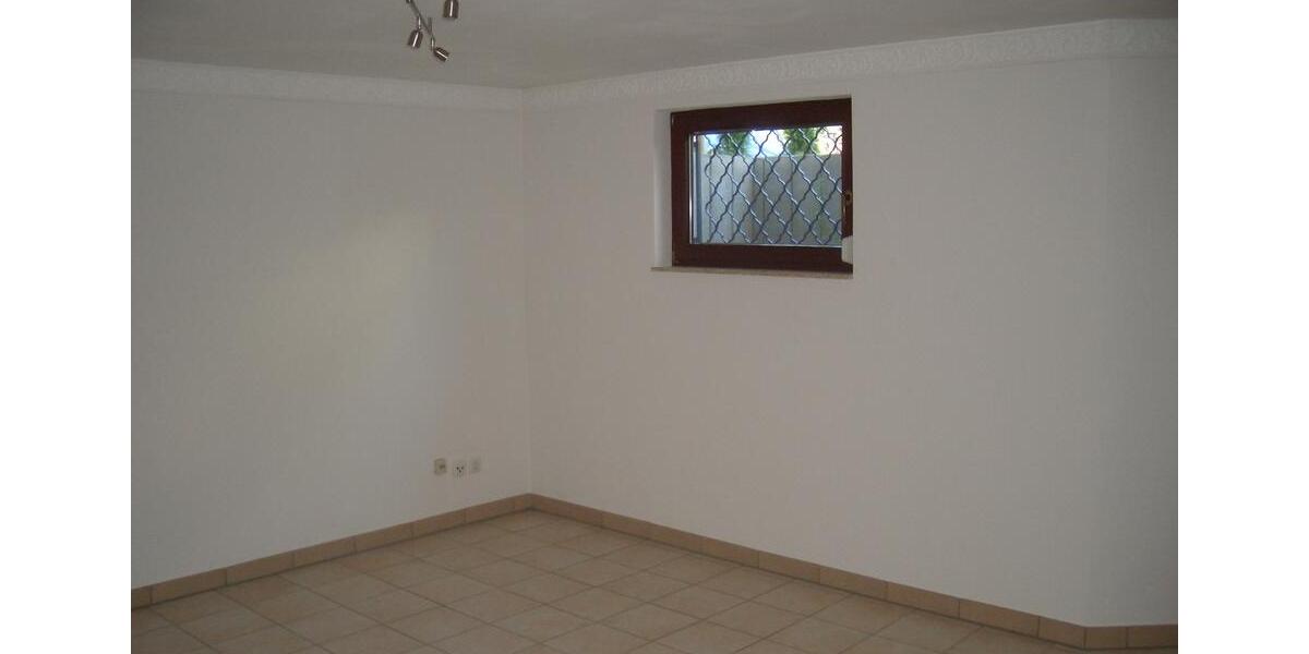 Etagenwohnung Dieburg - 2 Zimmer, 80 m&sup2;, 800&euro; | Angebot:26640410
