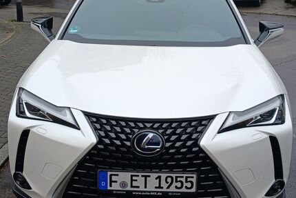 Lexus UX 32.300 km 23.300 &euro; Frankfurt 60439