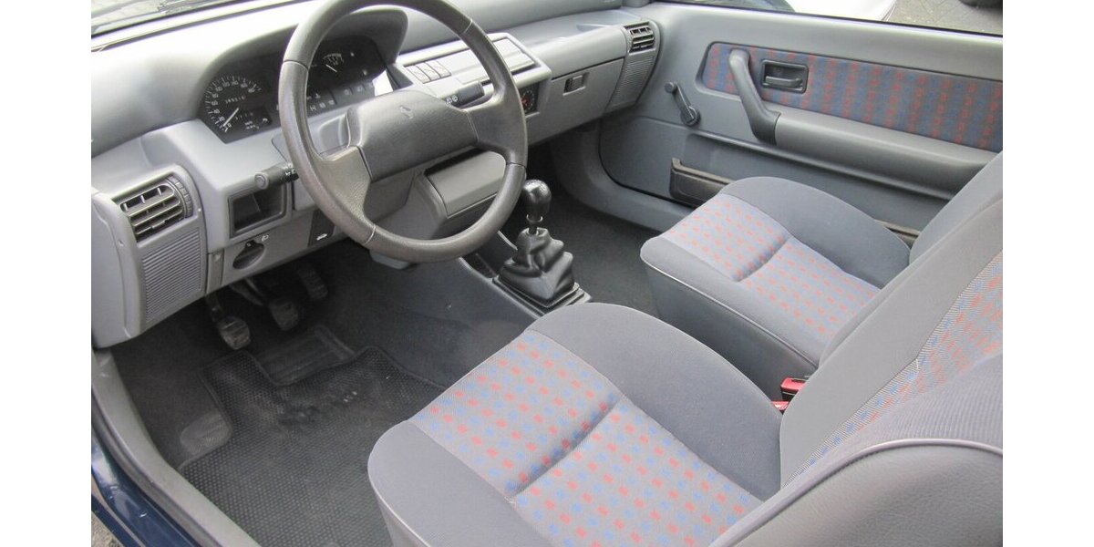 Renault Clio 1.2 RN++ Garagenfund ++ 35 Jahe jung ++ 89.300 km 1.890 &euro; Schwalbach/Taunus 65824