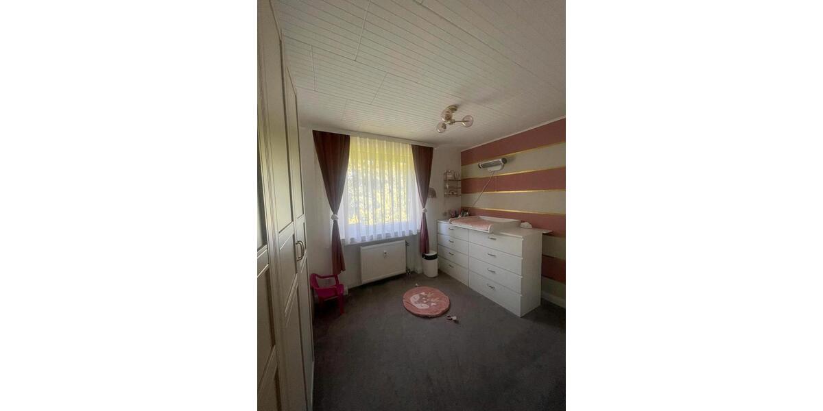Etagenwohnung Dietzenbach - 3 Zimmer, 90 m&sup2;, 240.000&euro; | Angebot:27428986