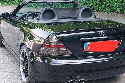 Mercedes-Benz SLK 32 AMG 144.600 km 27.900 &euro; Limeshain 63694