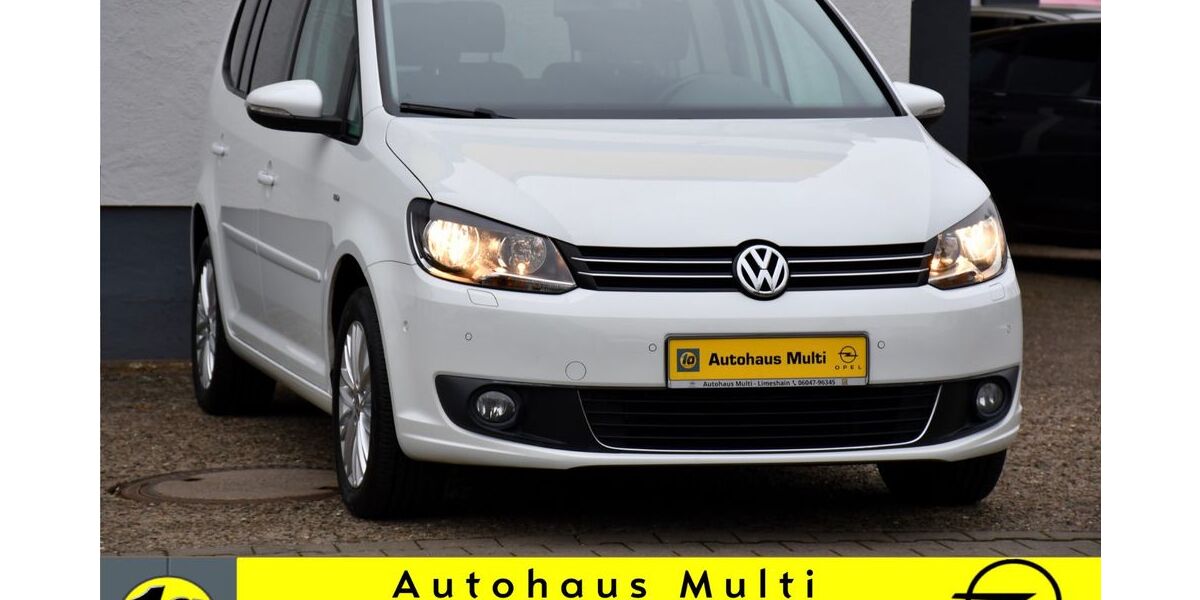 VW Touran 212.000 km 6.300 &euro; Limeshain 63694