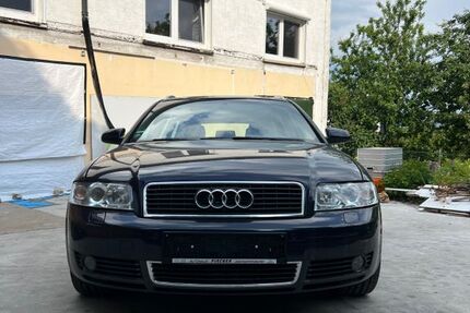 Audi A4 141.760 km 3.500 &euro; Johannesberg 63867