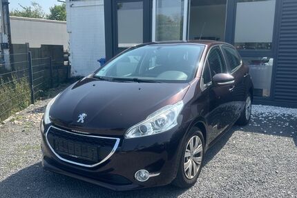 Peugeot 208 108.853 km 5.000 € Raunheim 65479