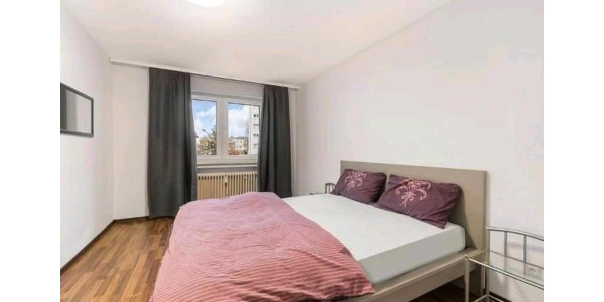 sehr schöne drei Zimmer wohnung 3 zimmer