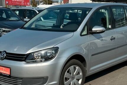 VW Touran 132.000 km 5.900 € Frankfurt 60388