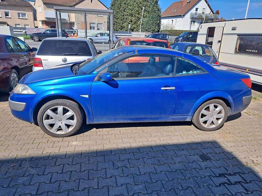 Renault Megane 196.000 km 800 € Darmstadt 64291