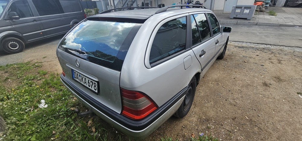 Mercedes-Benz C 180 243.415 km 1.400 &euro; Darmstadt 64283