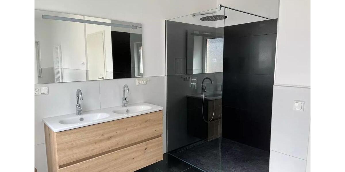 Hochparterre Bad Homburg vor der Höhe Gonzenheim - 5 Zimmer, 175 m&sup2;, 1.990&euro; | Angebot:25380898