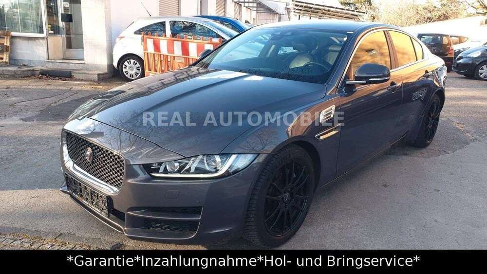 Jaguar XE 171.000 km 9.900 &euro; Frankfurt 65933