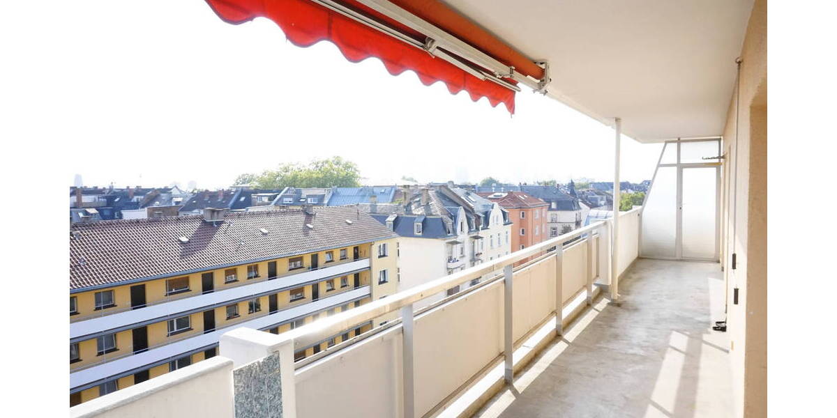 Skylineblick inklusive: 4-Zi Wohnung in Bestlage von Frankfurt Bornheim 4 zimmer