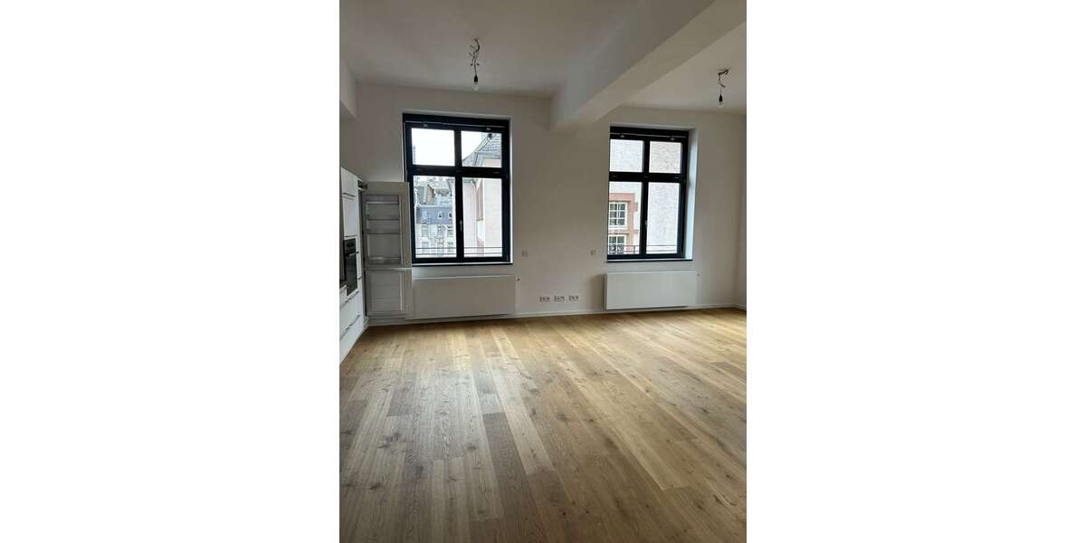 Etagenwohnung Frankfurt am Main Innenstadt 1 - 3 Zimmer, 107 m&sup2;, 1.850&euro; | Angebot:26080073