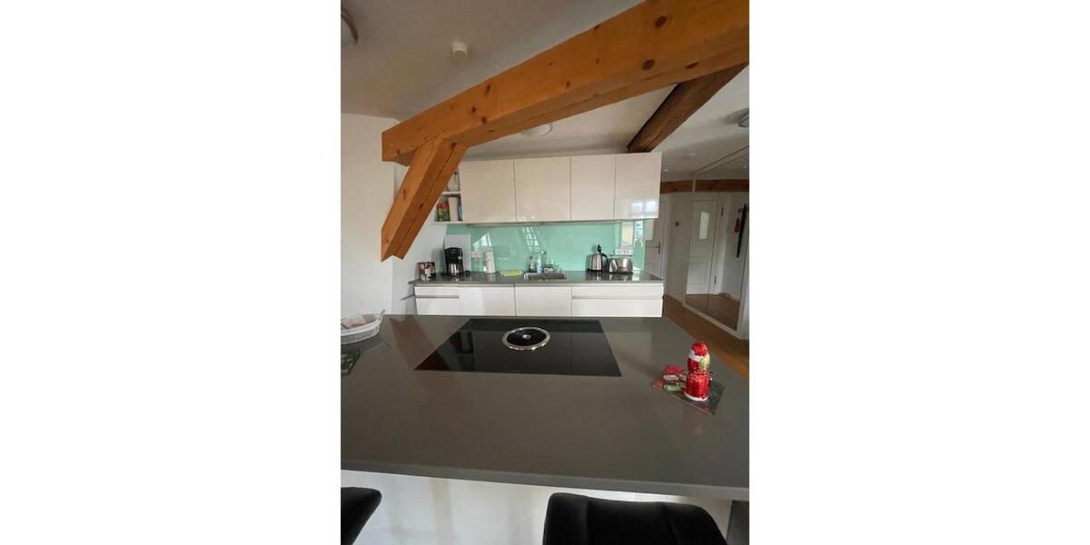 Dachgeschoßwohnung Kronberg im Taunus - 2 Zimmer, 92 m&sup2;, 1.350&euro; | Angebot:26134035