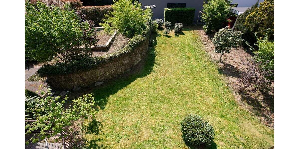 Mehrfamilienhaus, Wohnhaus Dreieich Buchschlag - 6 Zimmer, 175 m&sup2;, 995.000&euro; | Angebot:25688993