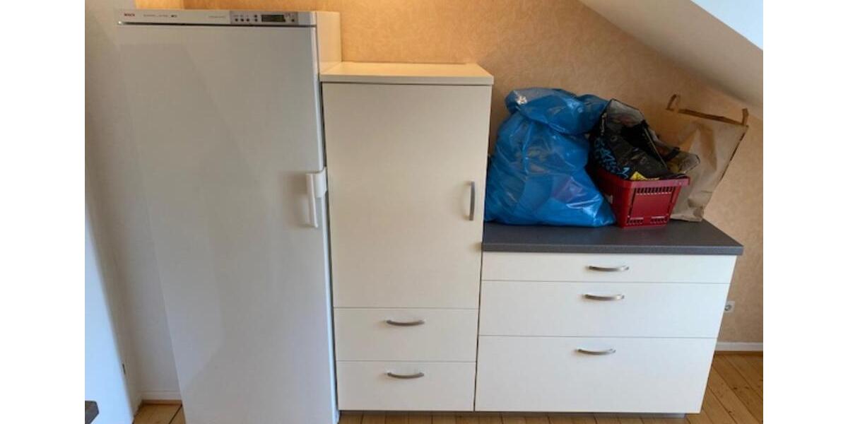 WG-Zimmer in einer 3 Zimmer Wohnung zu vermieten Zimmer 1+3 2 zimmer