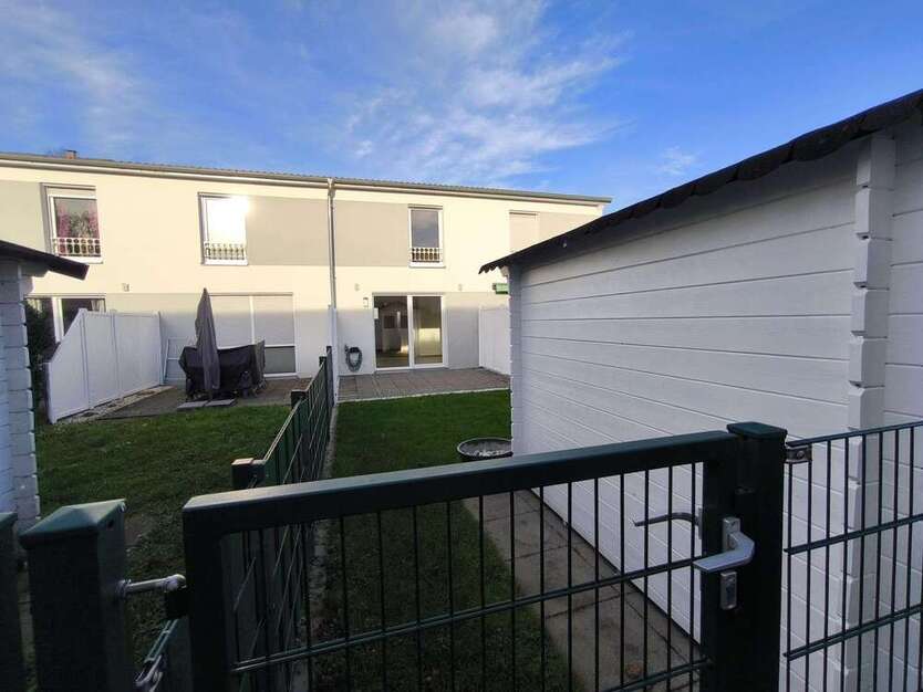 Haus zum Mieten in Frankfurt am Main - Zeilsheim 1.500 € 90 m²