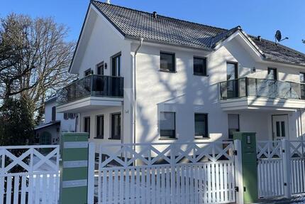 VON POLL BAD HOMBURG: Erstbezug, direkt am Kirdorfer Feld: die ideale Wohnung für Zwei 3.5 zimmer