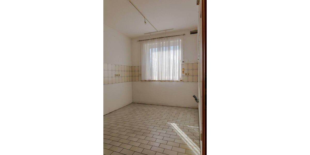 Reihenendhaus Kronberg - 6 Zimmer, 185 m&sup2;, 810.000&euro; | Angebot:26355993