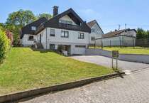 Haus zum Kaufen in Hofheim am Taunus Langenhain 1.250.000 € 300 m²