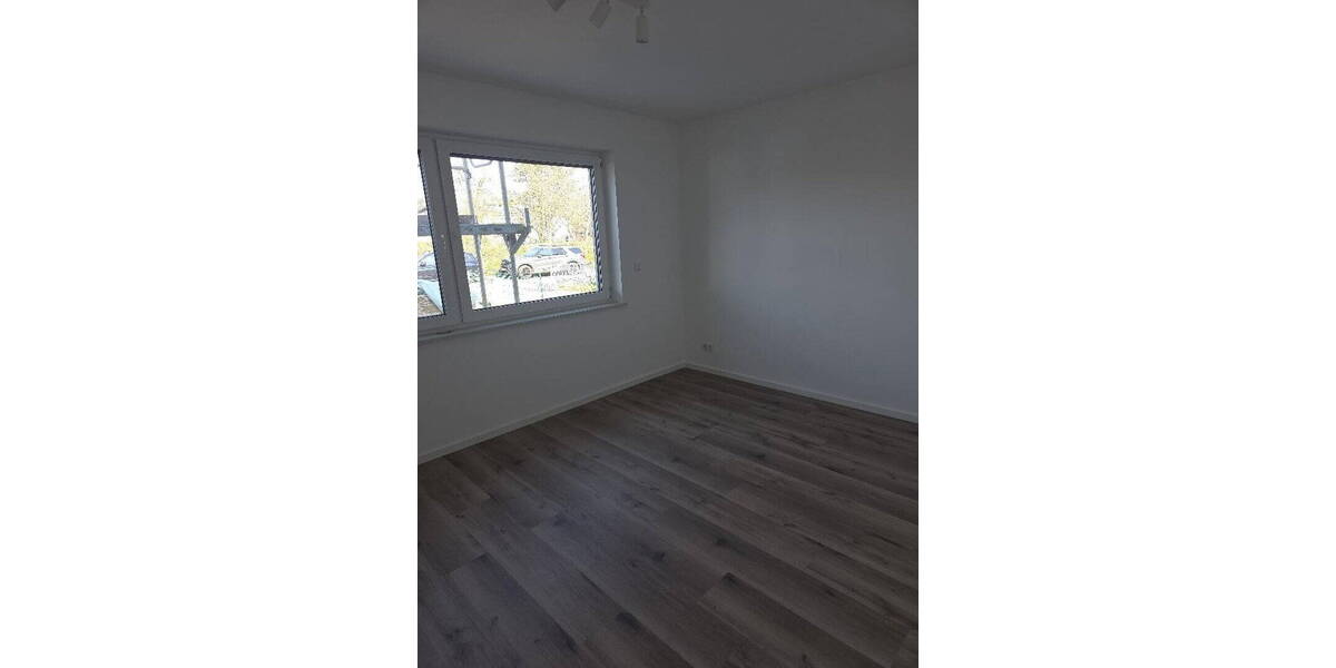 Etagenwohnung Eschborn - 5 Zimmer, 133 m&sup2;, 1.850&euro; | Angebot:26804274
