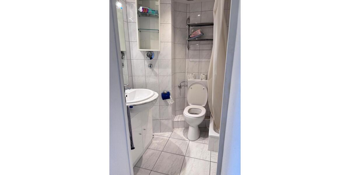 Etagenwohnung Frankfurt am Main Bornheim - 2 Zimmer, 35 m&sup2;, 650&euro; | Angebot:26244778