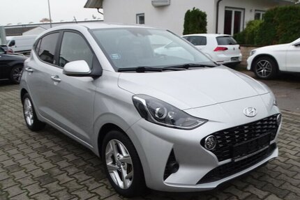 Hyundai i10 1,0l Edition 30 Klima, Spurhalteassistent, App 35.424 km 11.790 € Rodgau 63110