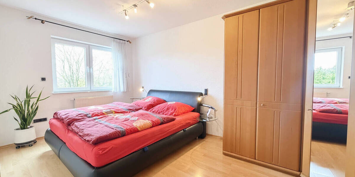 Reihenmittelhaus Frankfurt am Main Kalbach - 6 Zimmer, 190 m&sup2;, 860.000&euro; | Angebot:26170559