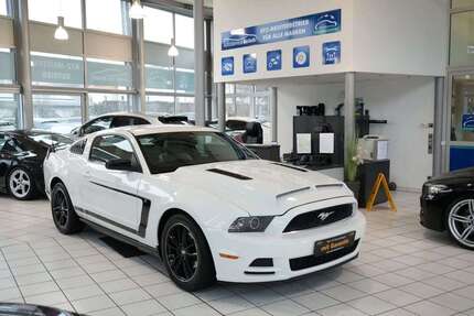 Ford Mustang 176.806 km 15.500 &euro; Obertshausen 63179