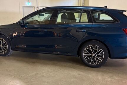 Skoda Octavia 119.500 km 17.990 &euro; Frankfurt am Main 60320