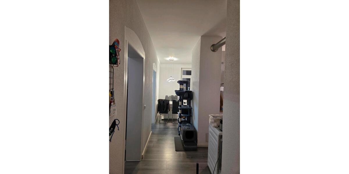 Etagenwohnung Aschaffenburg Damm - 3 Zimmer, 75 m&sup2;, 1.250&euro; | Angebot:25270352