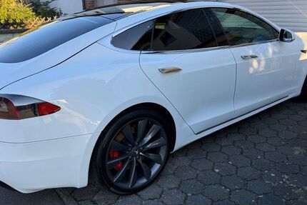 Tesla Model S 170.000 km 27.900 &euro; Alzenau 63755