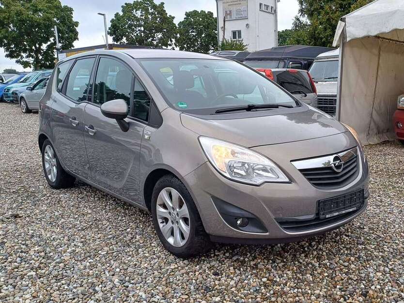 Opel Meriva 126.000 km 3.950 € Mörfelden-Walldorf 64546