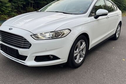Ford Mondeo 50.000 km 14.999 € Karben 61184