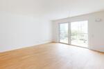 Living Lyon: Moderne 3-Zimmer-Wohnung mit EBK zimmer