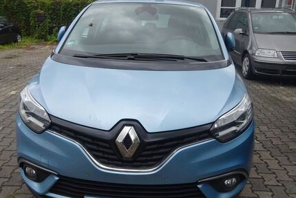 Renault Scenic 133.465 km 5.600 € Frankfurt 60386