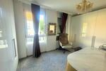 TOWNHOUSE WITH GARDEN! Partially furnished house for small families in Offenbach-Lauterborn