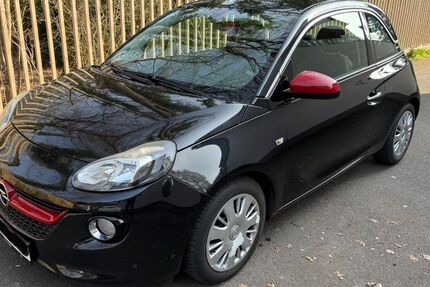 Opel Adam 118.000 km 6.100 &euro; Offenbach 63069