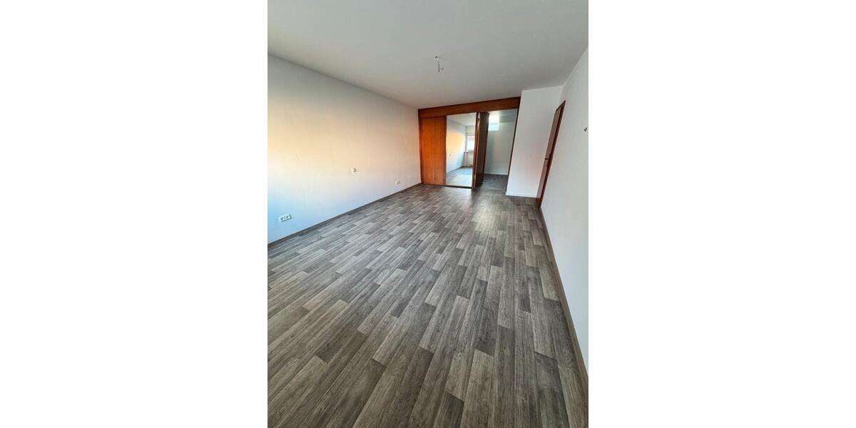 Exklusive, lichtdurchflutete 5,5 Zimmer-Wohnung - Saniert 5.5 zimmer