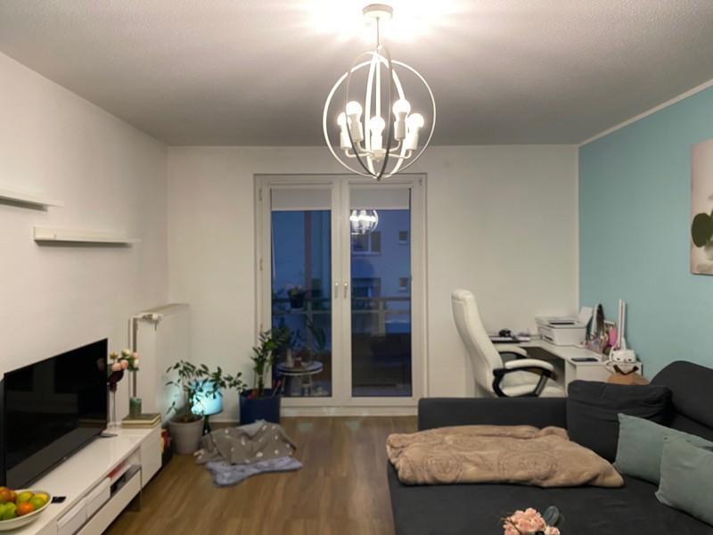 Übernahme der Einbauküche möglich - 2-Zimmer-Wohnung mit Balkon und Tageslichtbad zimmer